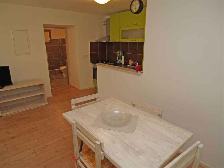 Kuchyň nebo kuchyňský kout v ubytování Apartments in Veli Losinj 26474