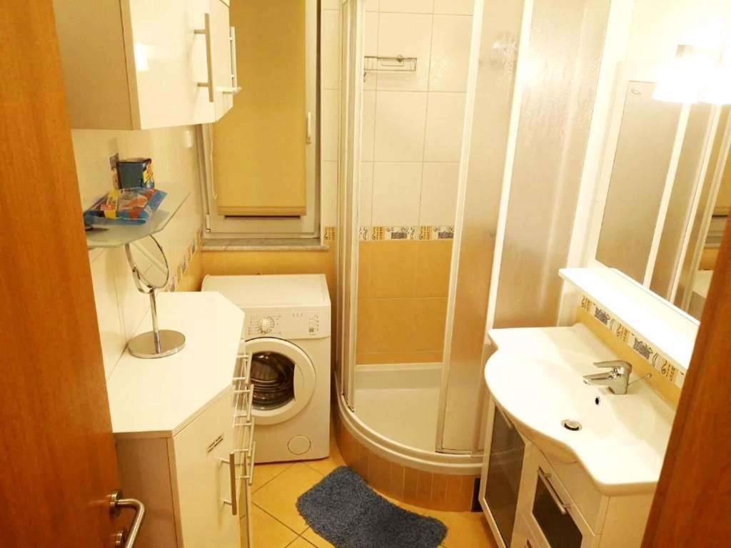 Fotografie z fotogalerie ubytování Apartment in Biograd na Moru 35667 v destinaci Biograd na Moru