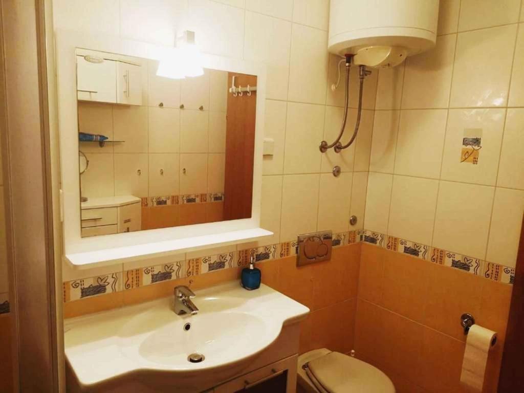 Fotografie z fotogalerie ubytování Apartment in Biograd na Moru 35667 v destinaci Biograd na Moru