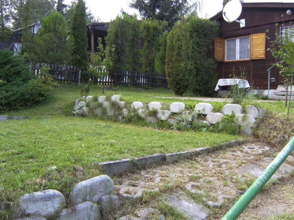 A garden outside Holiday home in Leanyfalu/Donauknie 35231