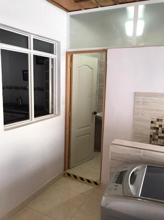 Fotografie z fotogalerie ubytování Hermosa Casa en el centro de Santa Rosa de Cabal, sobre vía principal a 3 cuadras de la Plaza v destinaci Santa Rosa de Cabal