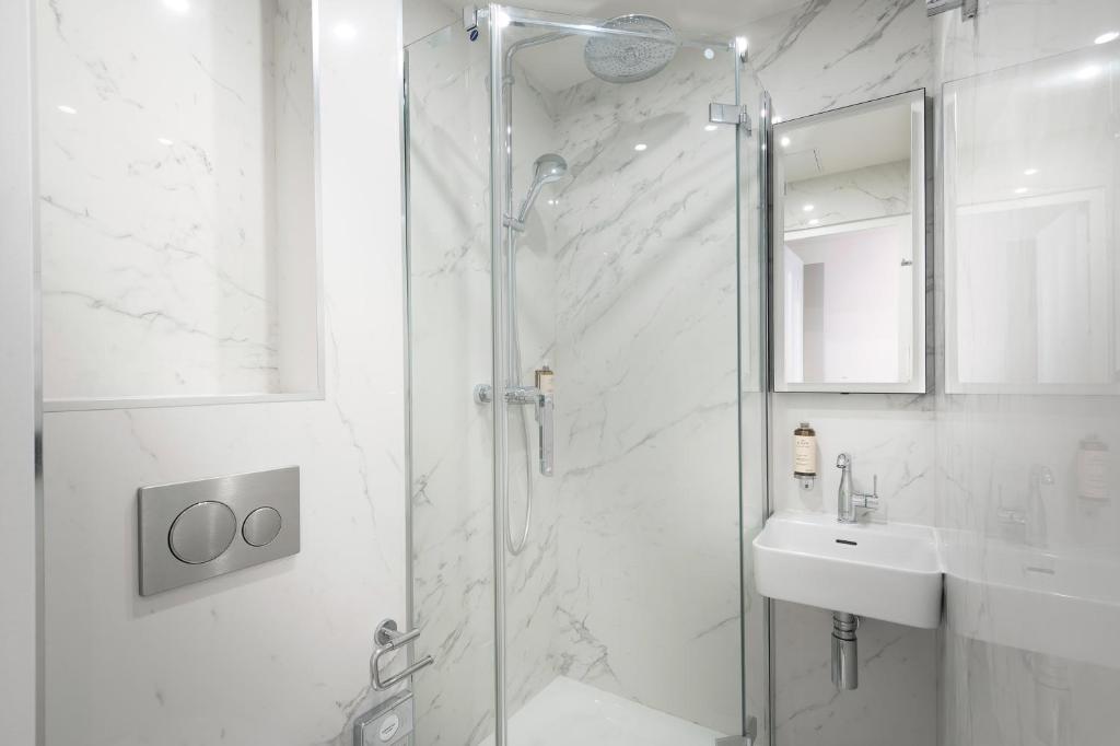 HOTEL AU COEUR DES ARTS ET METIERS - Resim 7