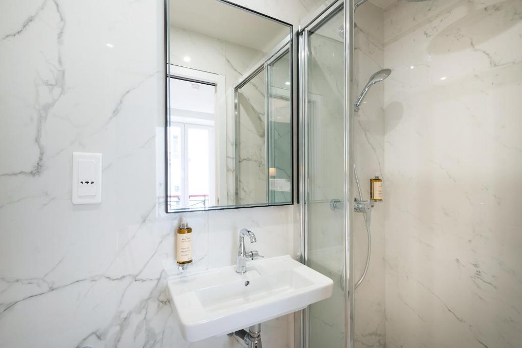 HOTEL AU COEUR DES ARTS ET METIERS - Resim 20