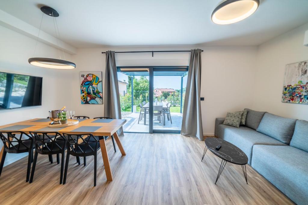 Część wypoczynkowa w obiekcie PINNA RESIDENCE - Datul