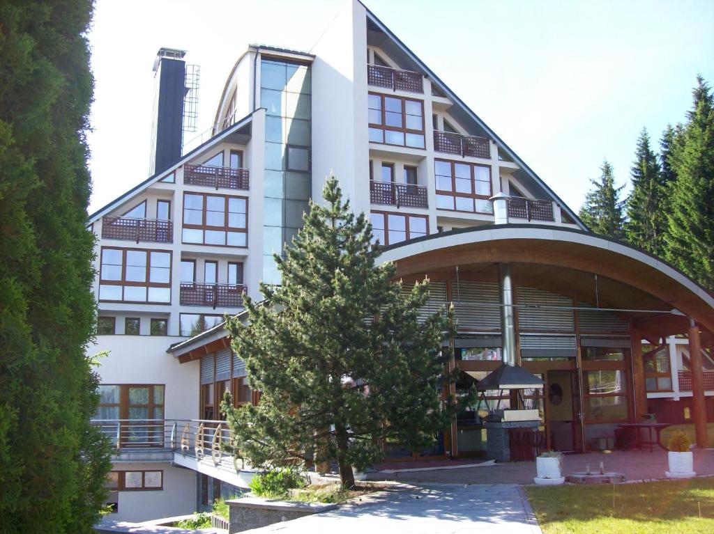 Budynek, w którym mieści się apartament