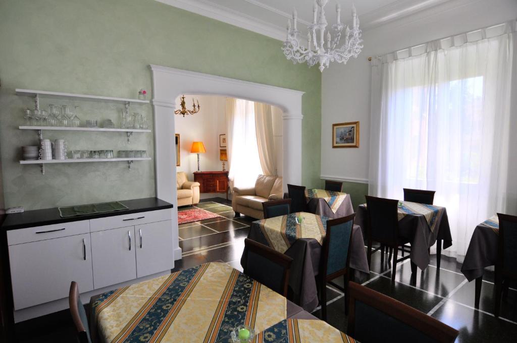 Ein Sitzbereich in der Unterkunft Locanda Villa Moderna
