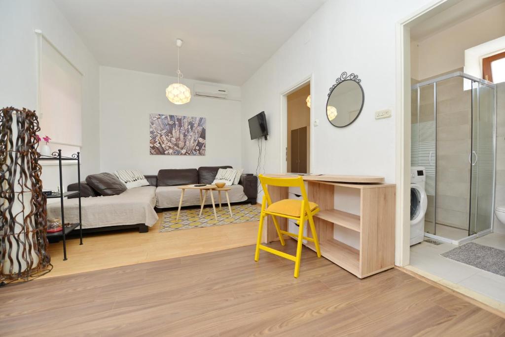 Posedenie v ubytovaní Apartman Perović