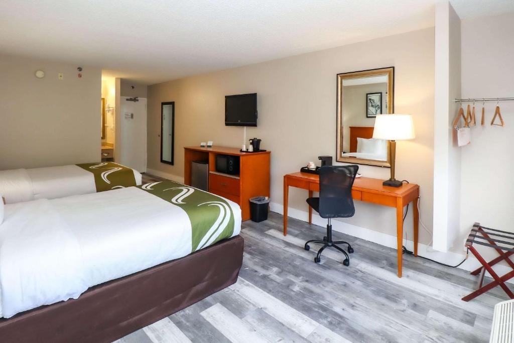 Quality Inn Miami Airport - Doral - Double Room With Two Double Beds - Non-Smoking