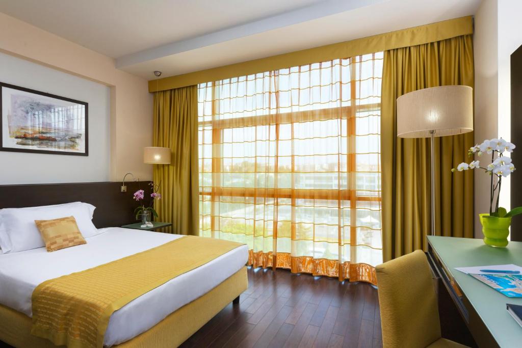 Hotel Mercure Siracusa - Standard Room With 1 Single Bed