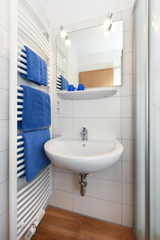Koupelna v ubytování Hotel-Pension Störtebeker