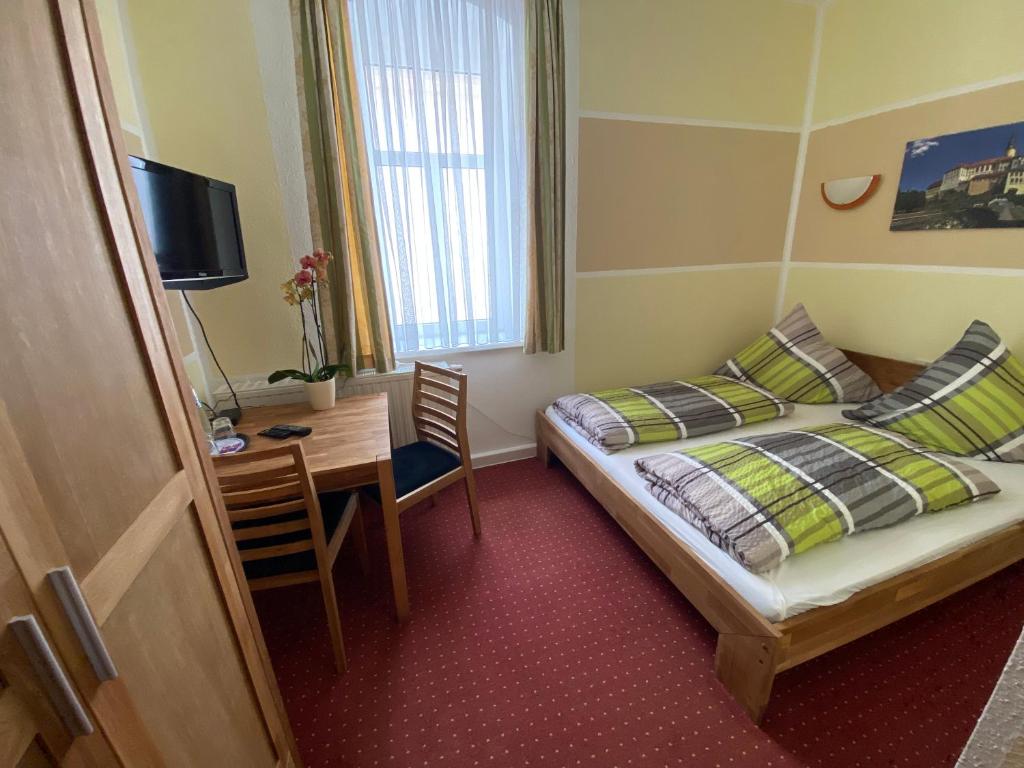 Kastanienhof - Habitación Doble Con Baño Privado