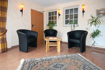 Posezení v ubytování Hotel-Pension Störtebeker