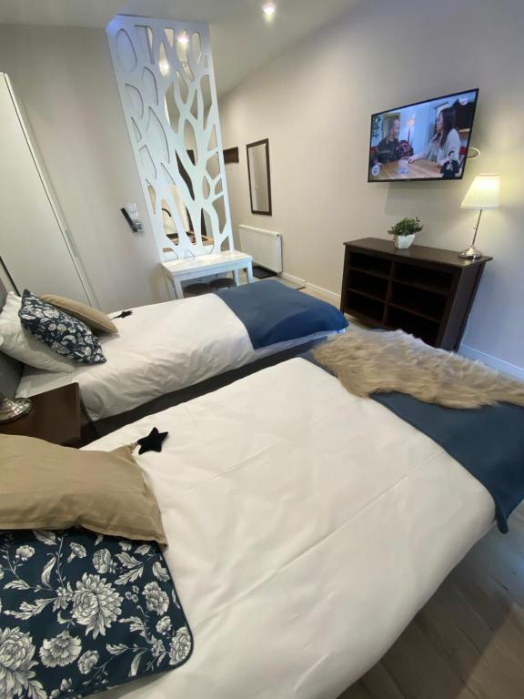 Aparthotel Riva - Habitación Doble Con Baño Privado