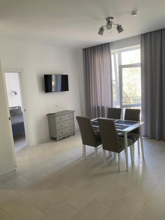 Boutique Hotel Enjoy - Appartement Avec Terrasse