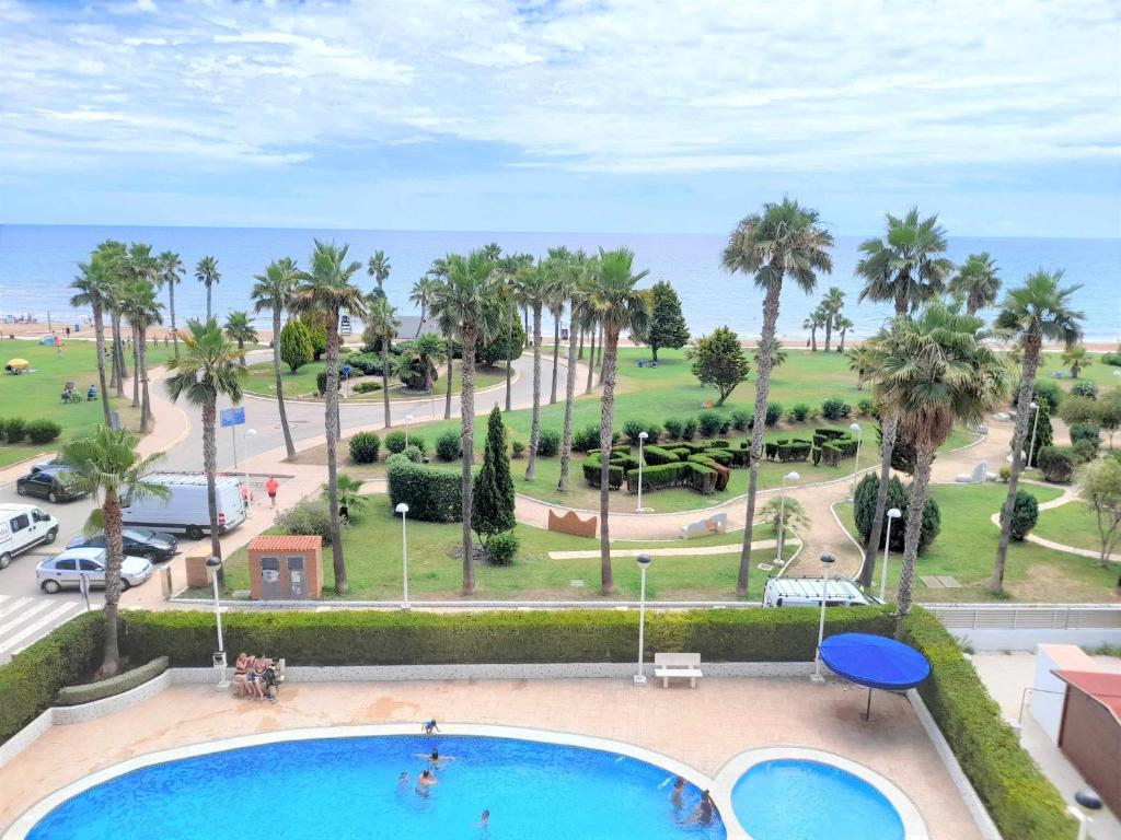 Imagen de la galería de AYF 1ª linea de playa moderno vistas al mar, en Oropesa del Mar