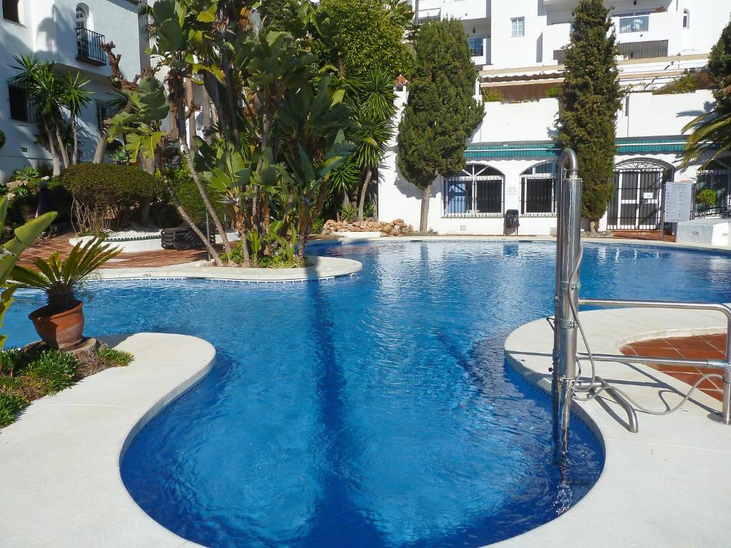 The swimming pool at or close to Apartment Pueblo Quinta-3 by Interhome