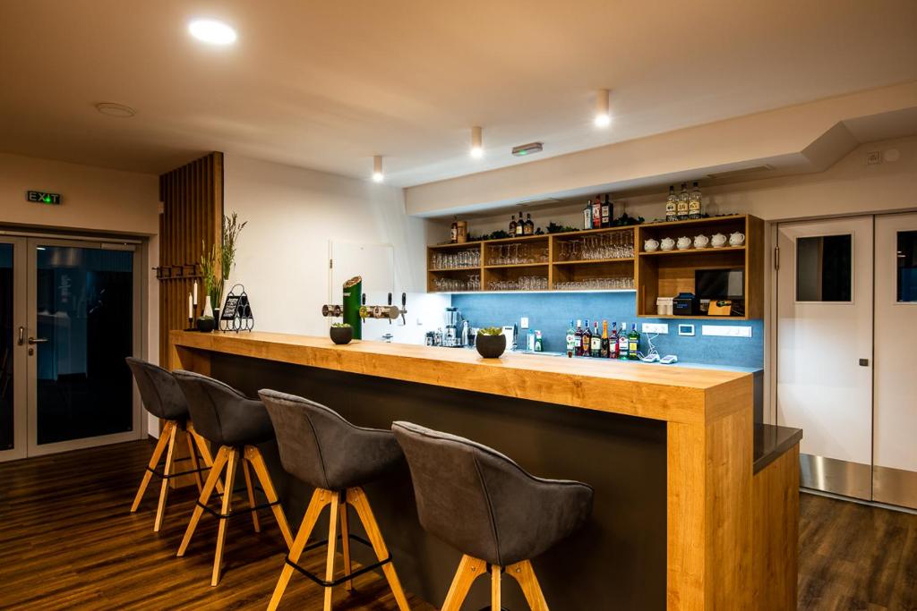 Lounge nebo bar v ubytování Penzion Čertovy skály