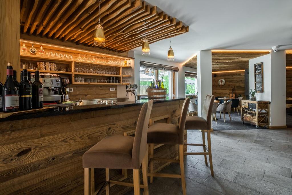 Lounge nebo bar v ubytování Hotel Steinrösl