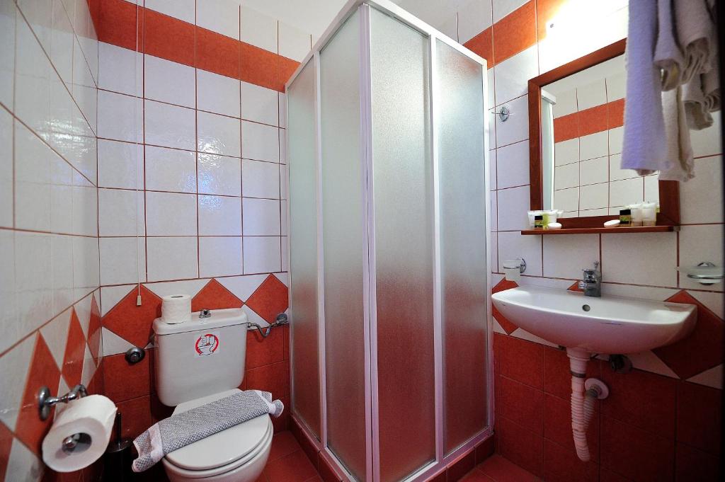 Eye Q Resort Seaview - 14