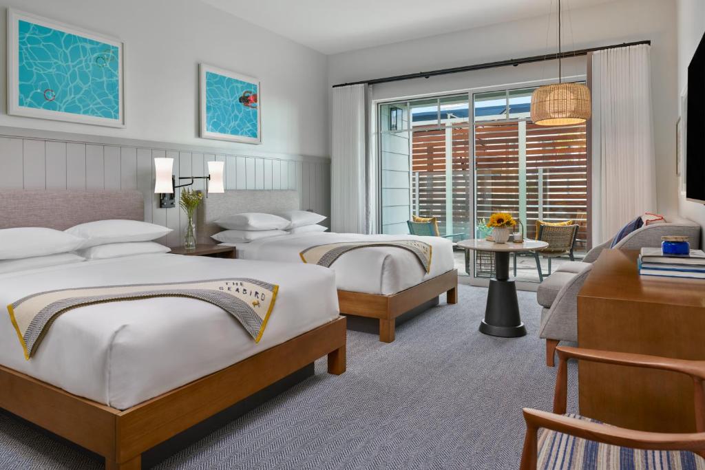 The Seabird Ocean Resort & Spa, Part of Destination Hotel by Hyatt - Queen Room With Two Queen Beds - Poolside