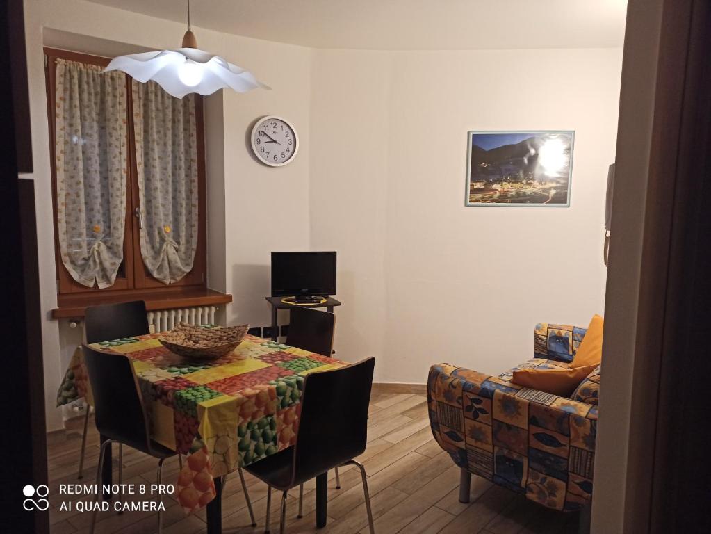 TV a/nebo společenská místnost v ubytování La casa di Nonna Lia