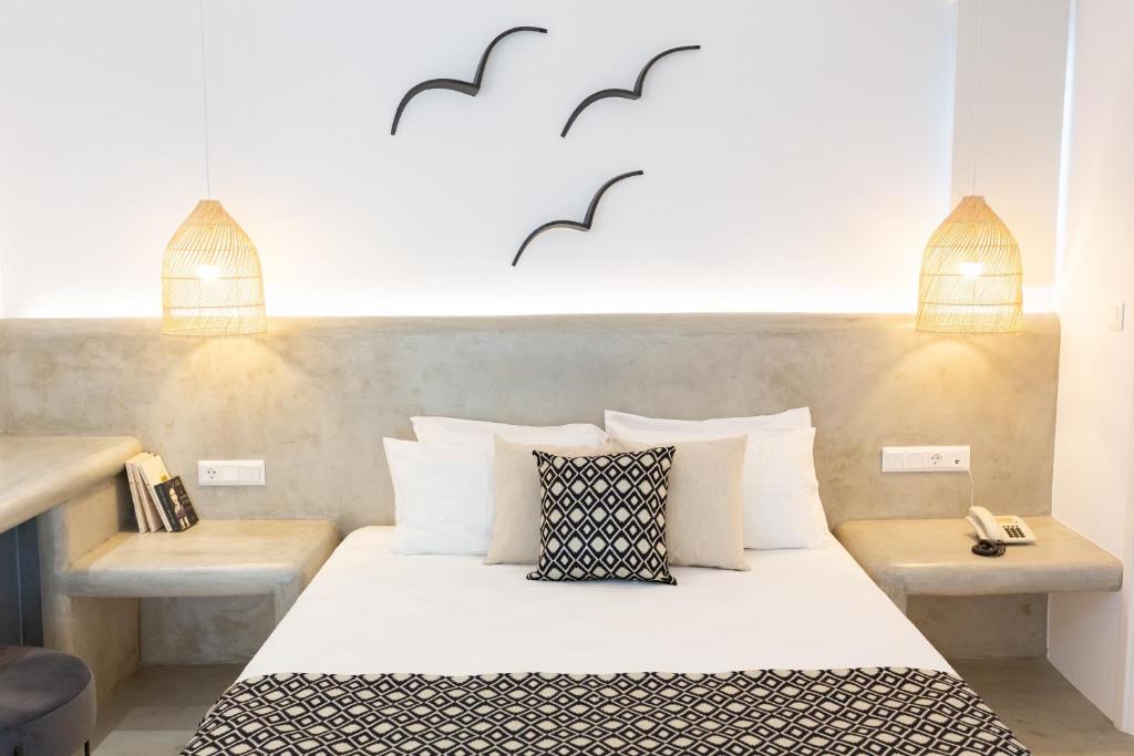 Likio Studios - Deluxe King Suite