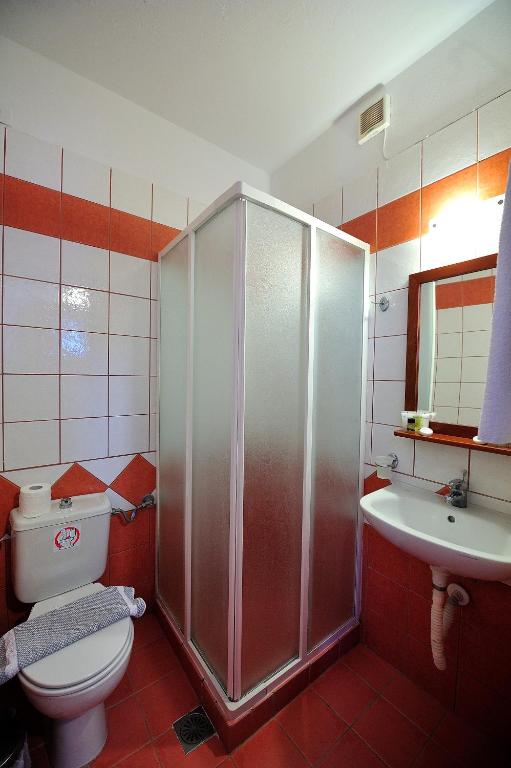 Eye Q Resort Seaview - 13