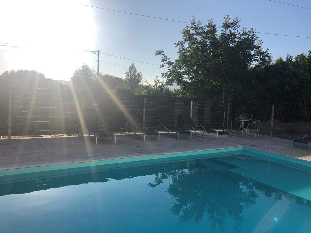 Bazén v ubytování Hotel MABI nebo v jeho okolí