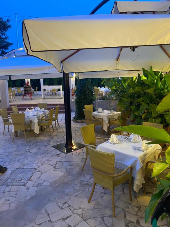 Restaurace v ubytování Hotel Vecchio Mulino