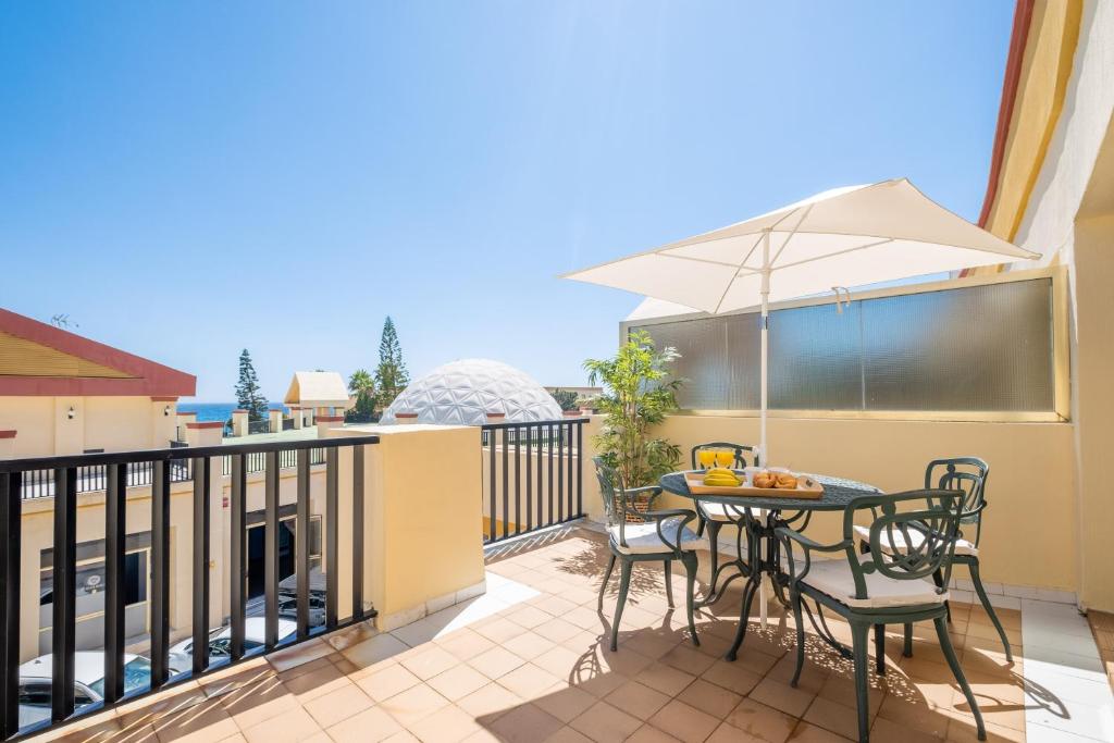 Zdjęcie z galerii obiektu QUEEN MARBELLA - Romana Playa w Marbelli
