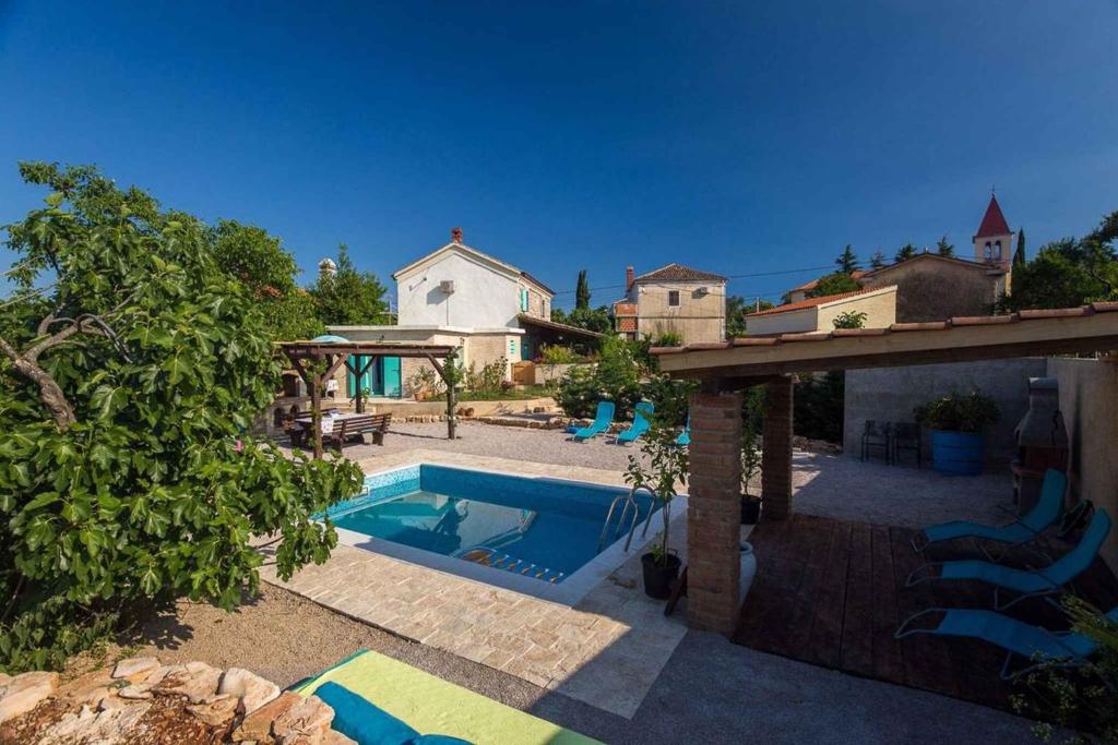 Zdjęcie z galerii obiektu Holiday home Rasopasno/Insel Krk 13036 w mieście Rasopasno