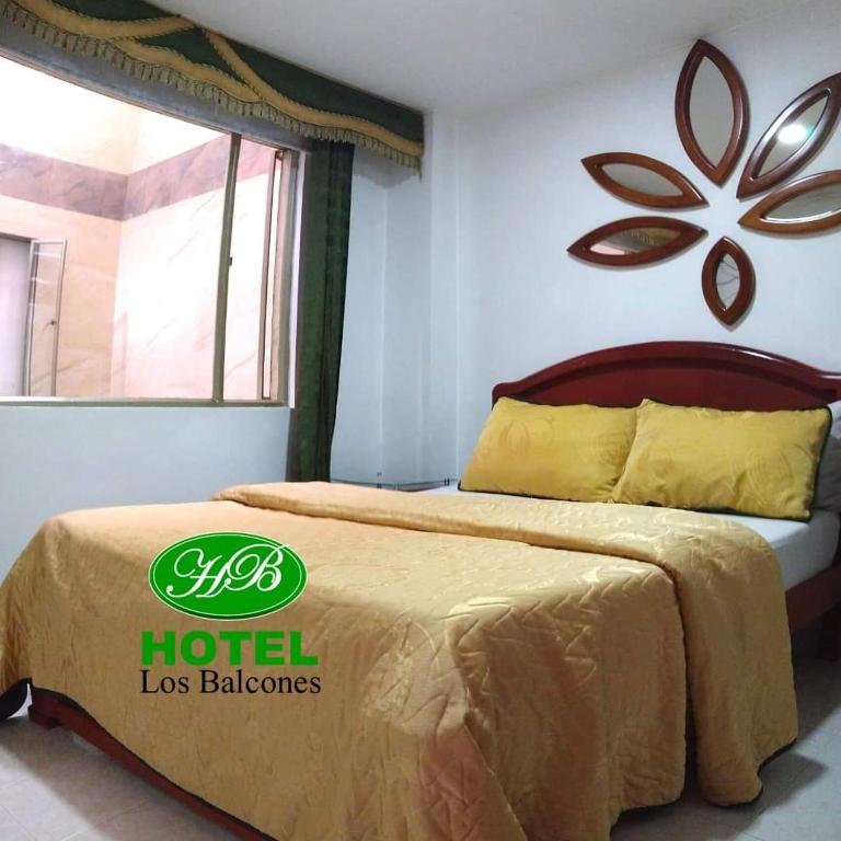 Postel nebo postele na pokoji v ubytování HOTEL LOS BALCONES