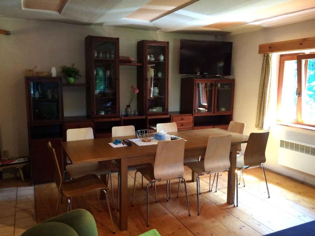 Fotografie z fotogalerie ubytování Holiday home in Hertvikovice 2320 v destinaci Hertvíkovice