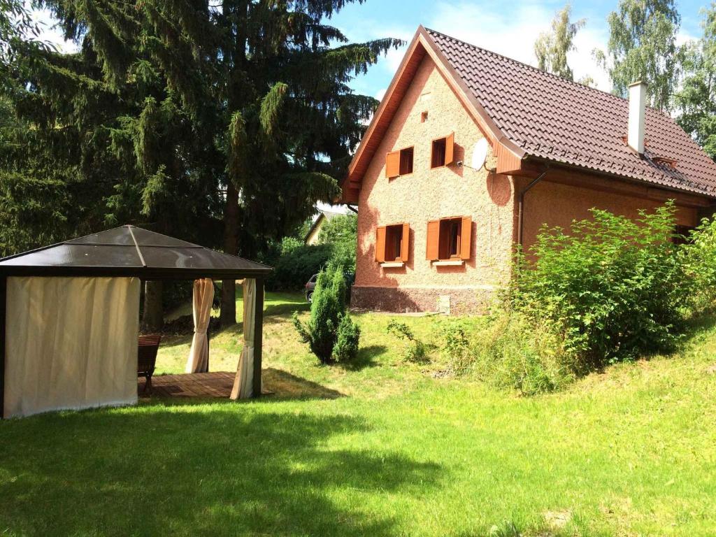 Fotografie z fotogalerie ubytování Holiday home in Hertvikovice 2320 v destinaci Hertvíkovice