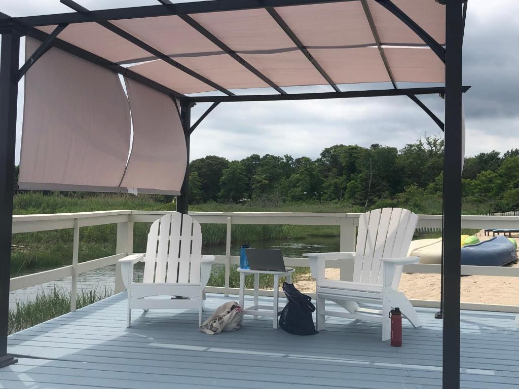Balkón nebo terasa v ubytování Bayview Resort