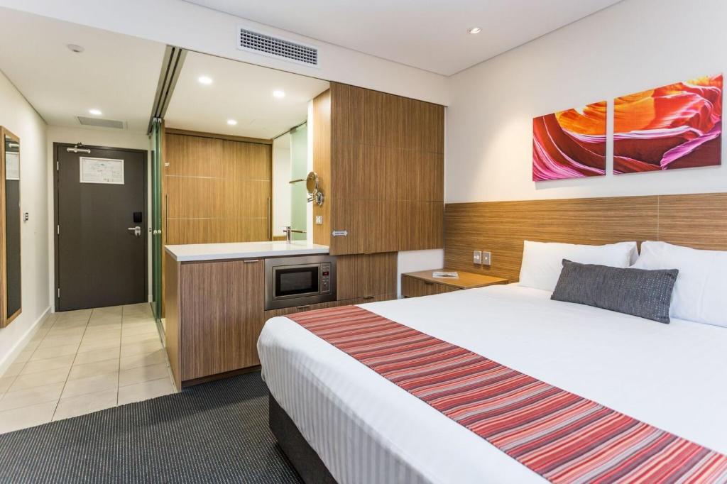 Ein Bett oder Betten in einem Zimmer der Unterkunft Country Comfort Perth