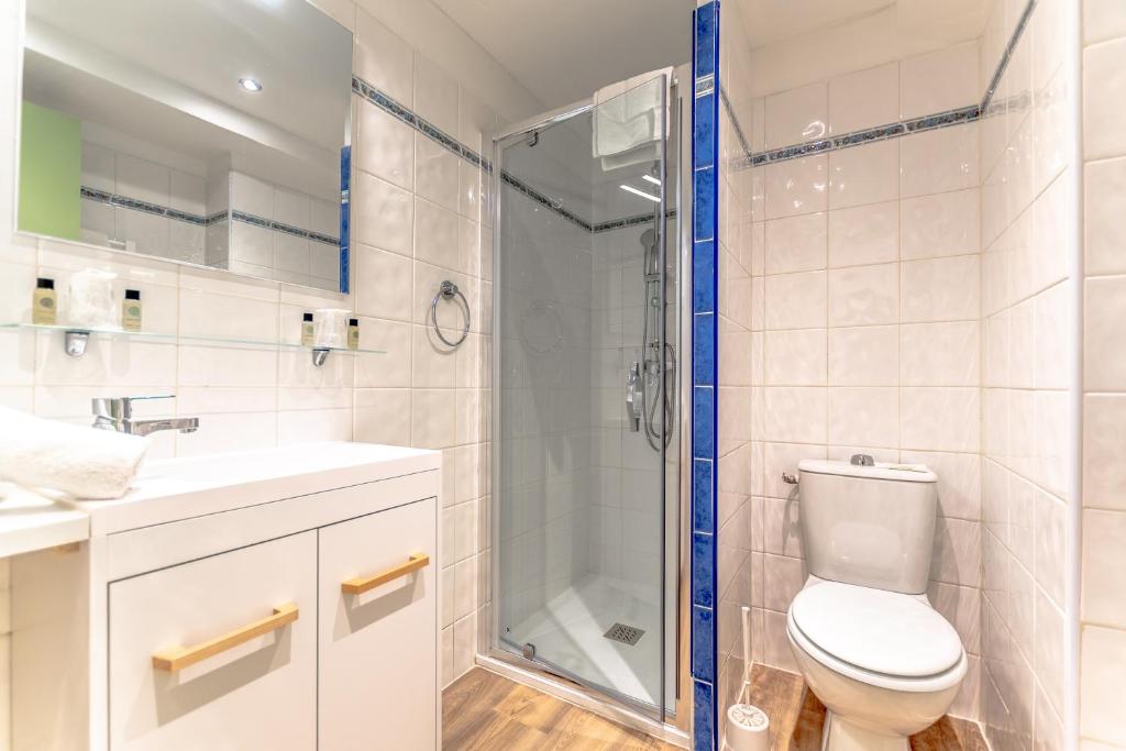 Koupelna v ubytování Hotel Provencal
