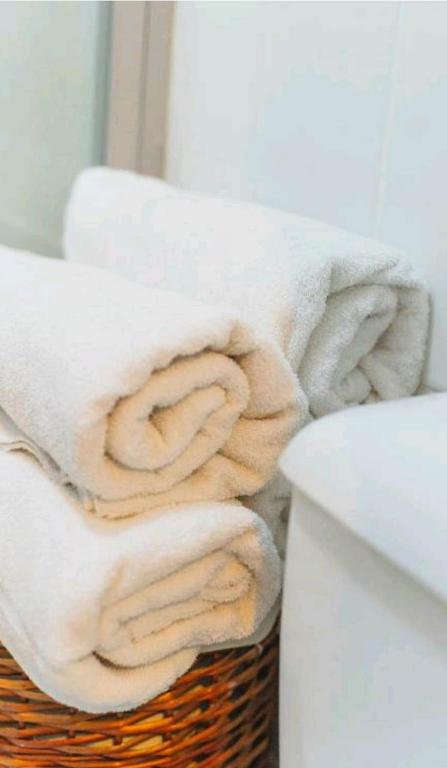 Hotel Artist - Image 6