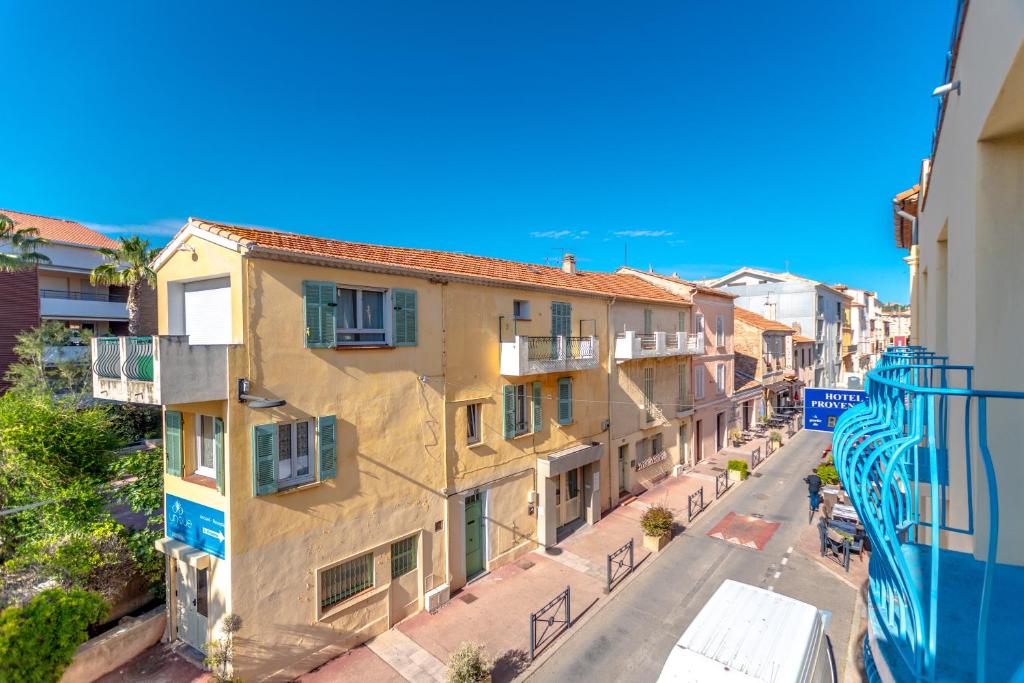 Okolí hotelu