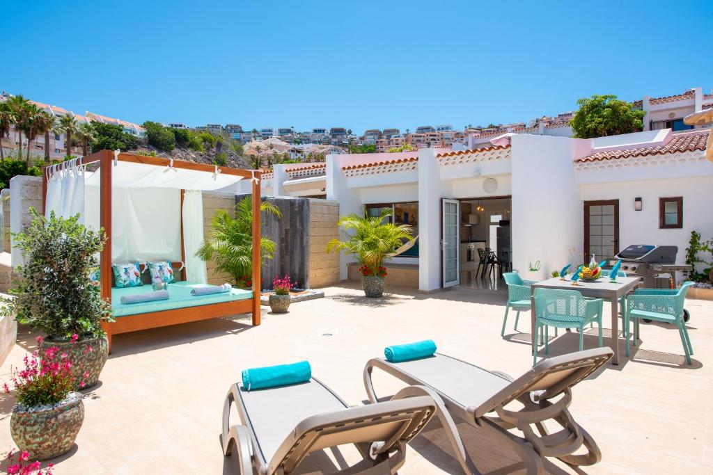 Haciendas Village Tenerife - 1 Bedroom Bungalow With Extra Large Chill Out Terrace