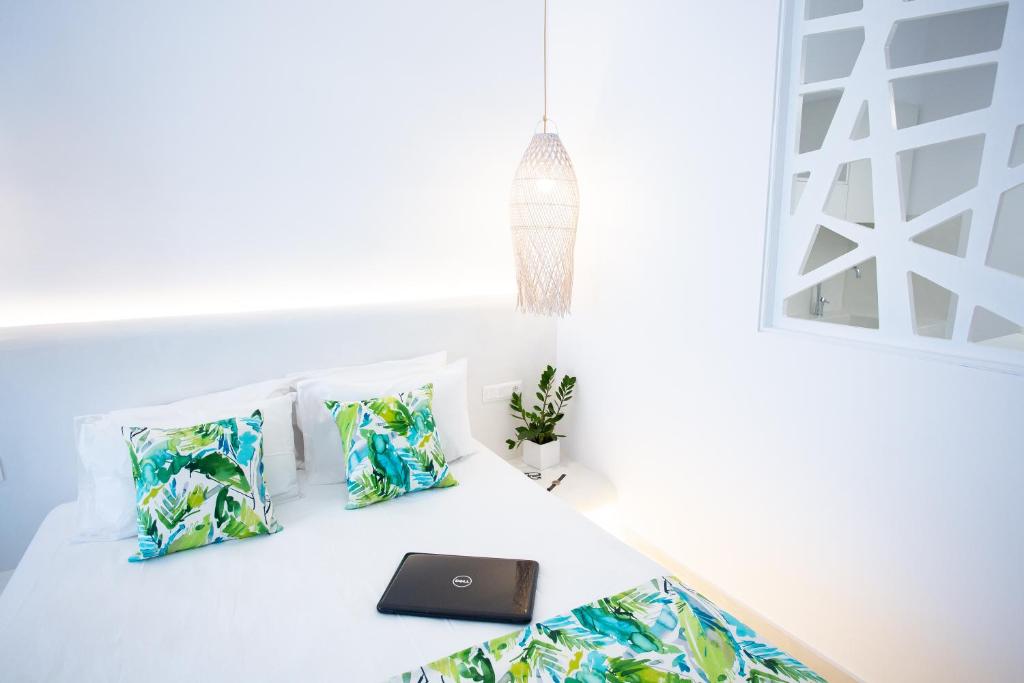 Likio Studios - Deluxe King Suite