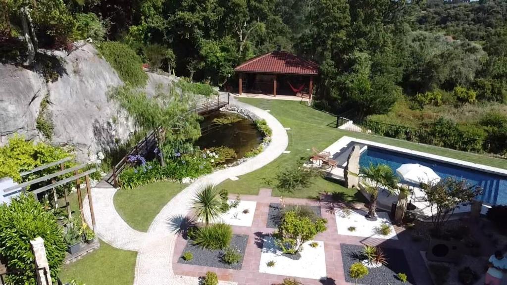 A piscina em ou perto de Cantinho do Lucas