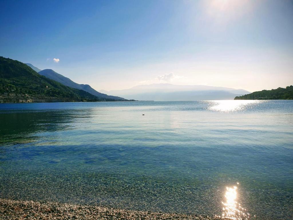 Fotografie z fotogalerie ubytování Appartamento Le Serre v destinaci Salò