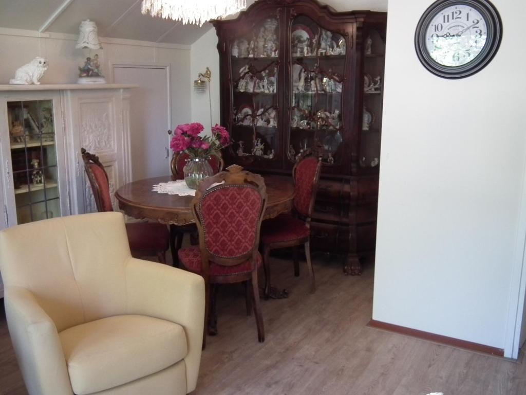 Posezení v ubytování B & B Kaaskenswater
