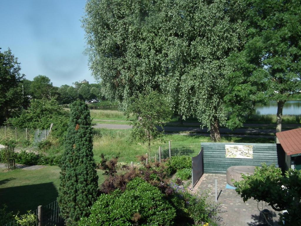 Zahrada ubytování B & B Kaaskenswater