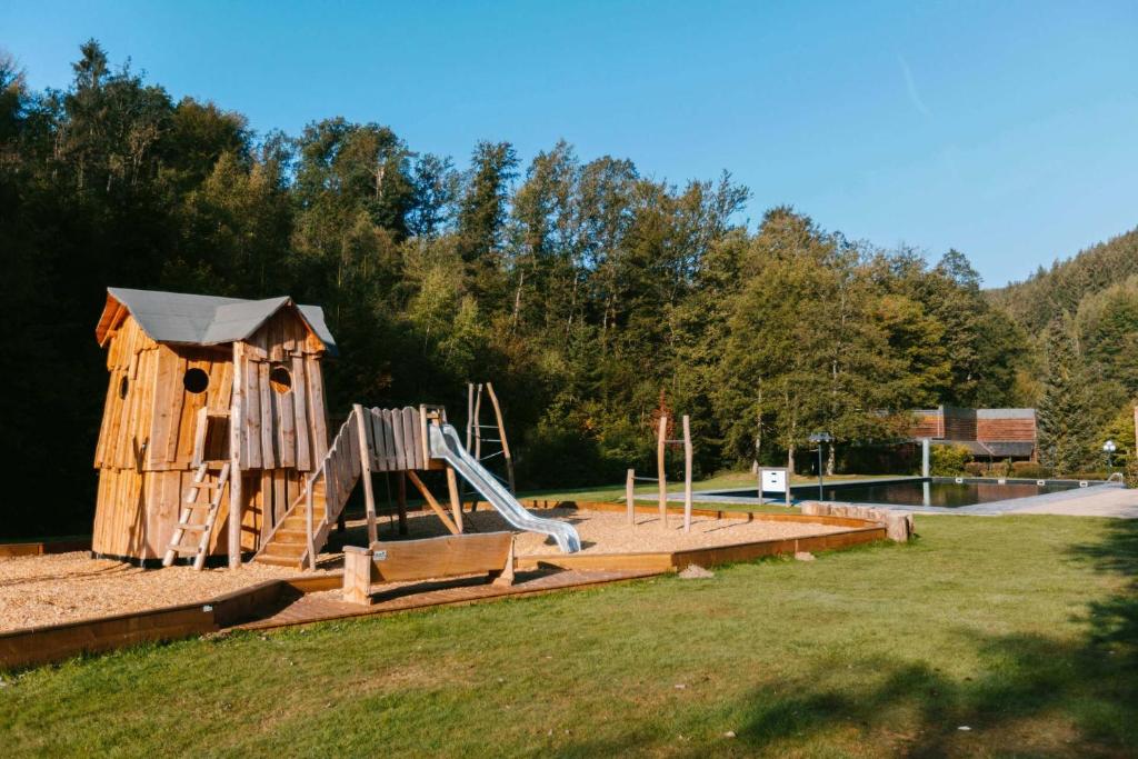 Herní místnost nebo prostor pro děti v ubytování Hotel Le Val D'arimont