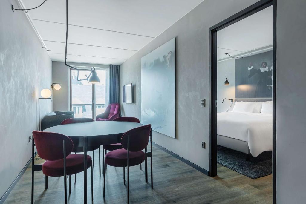 Radisson RED Aarhus - Resim 39