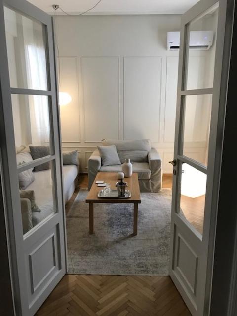 Posedenie v ubytovaní API Projects Athens - Cartier Apartment