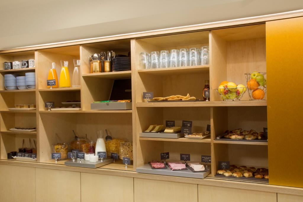 Hotel The Playce by Happyculture - Resim 19