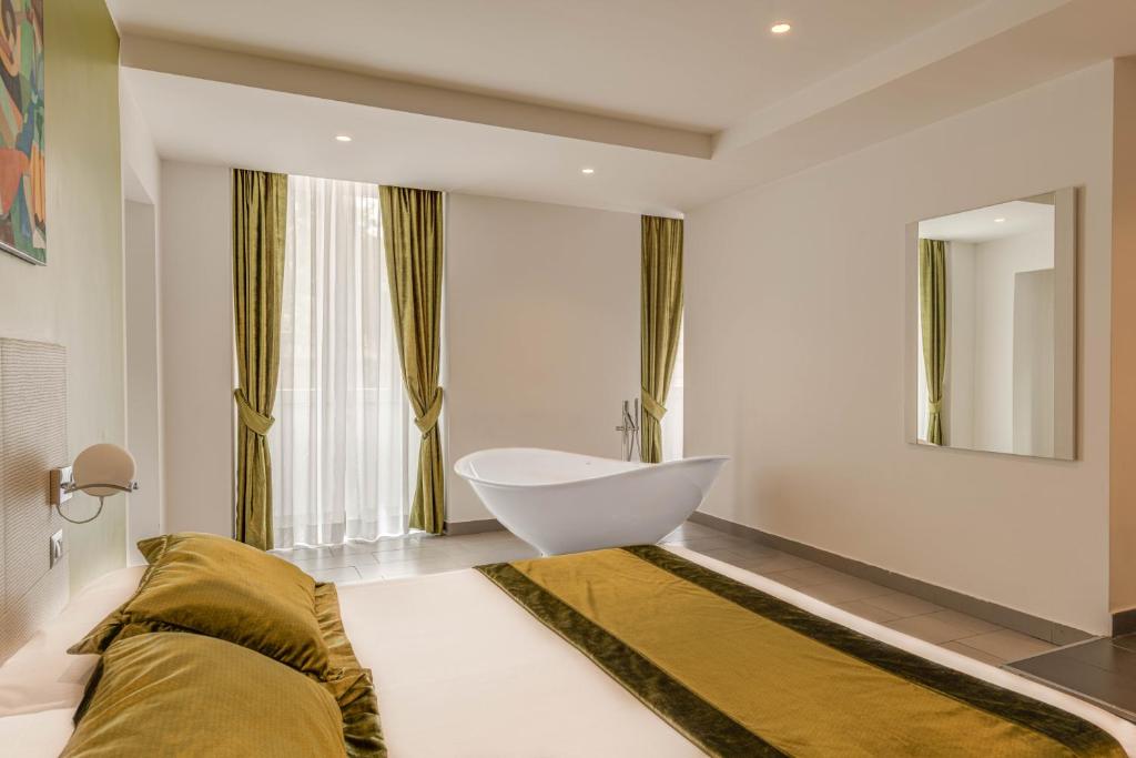 Trevi Palace Hotel - Resim 45